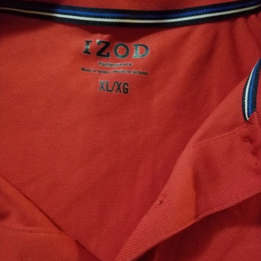 Red polo - Picture 2 of 2